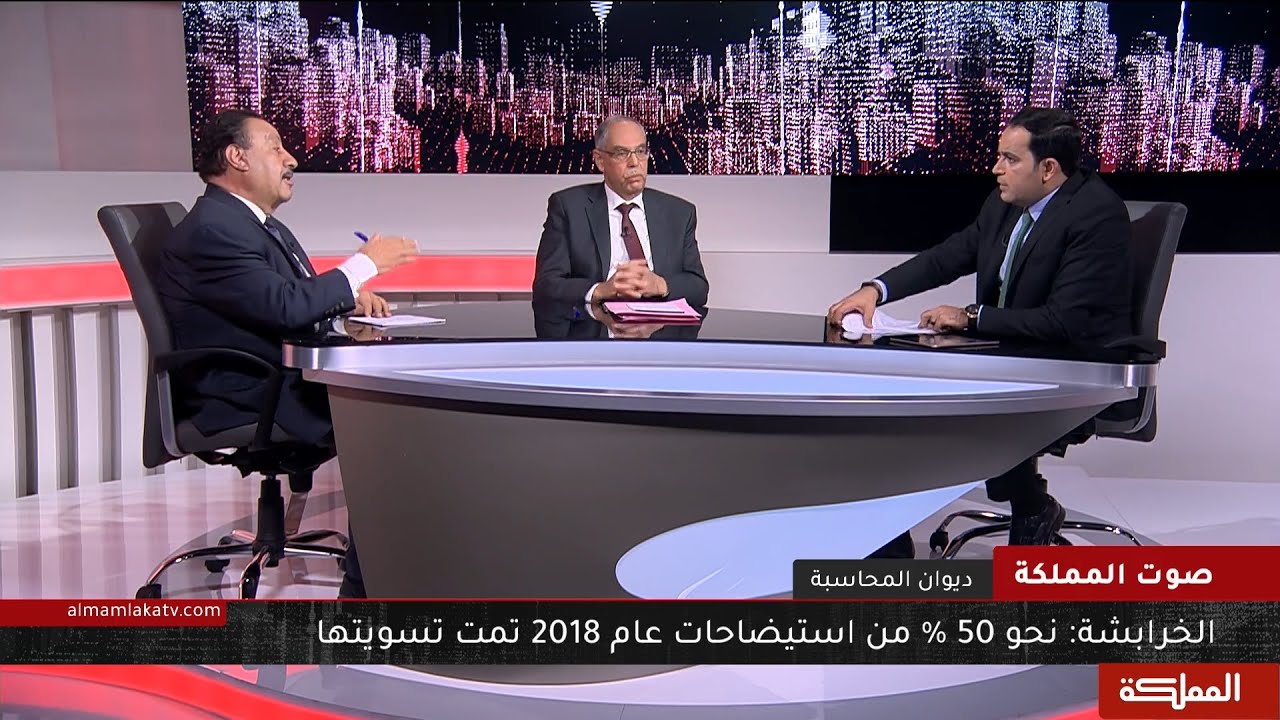 قموه من اليسار والخرابشة مع الزميل عامر الجوب